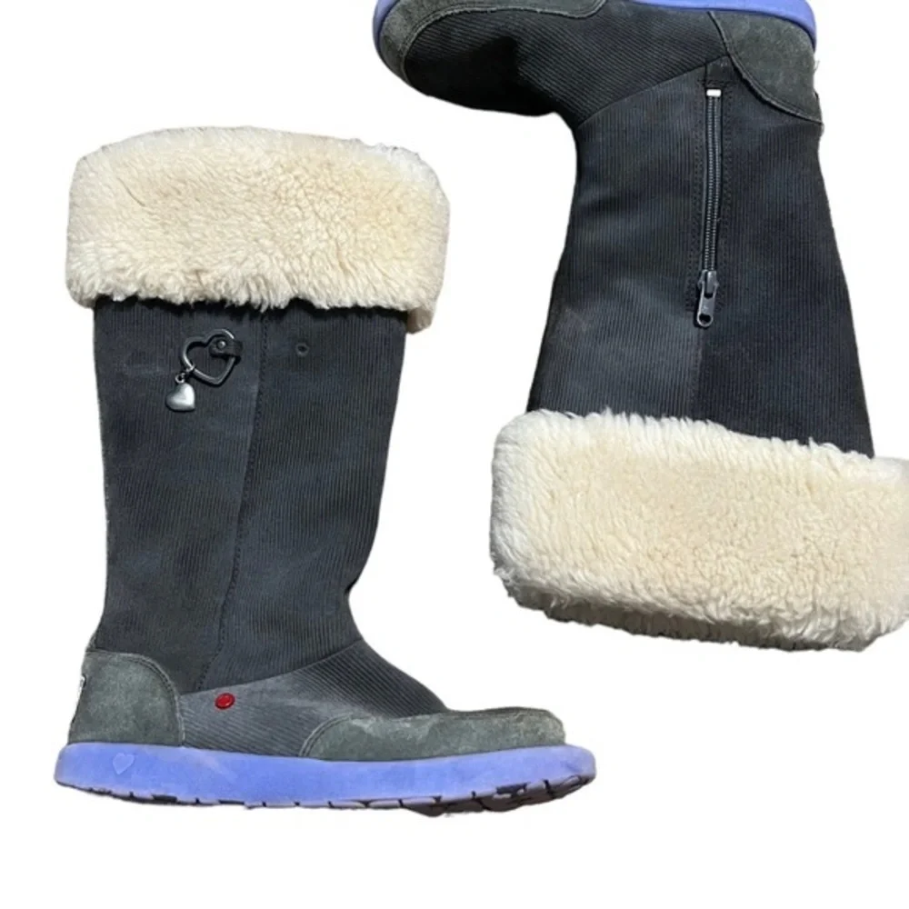 UGG Gray Pull On Boots With Fur Size Kids 3
